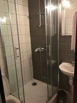 Fast Hotel